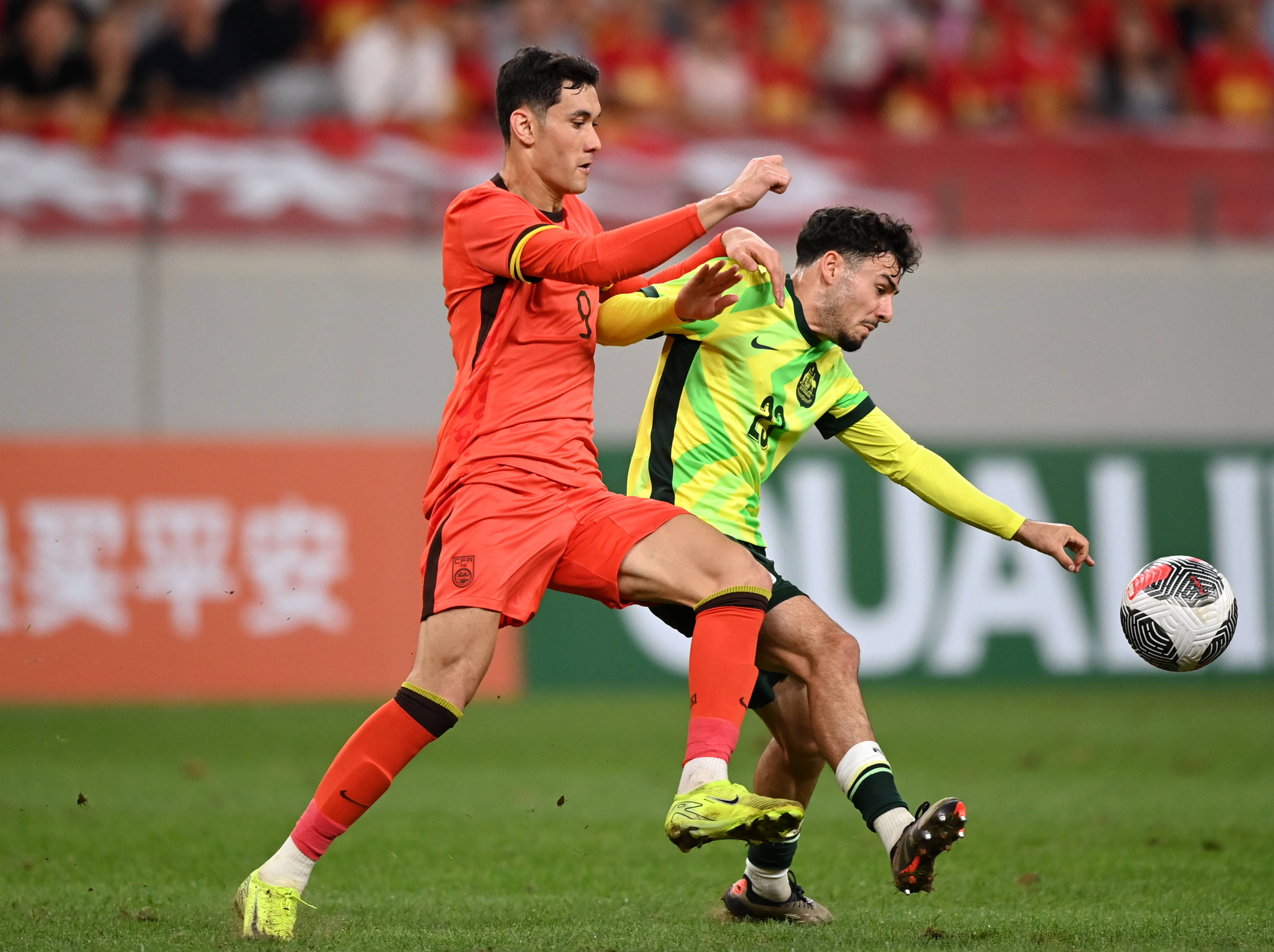 九州娱乐官方网站登录入口（九州娱乐体育、真人、游戏）-中国职业足球联赛最新战报出炉，球队表现备受关注的简单介绍